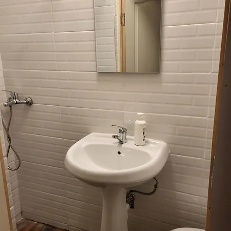 Konukevi Varnali Bükreş